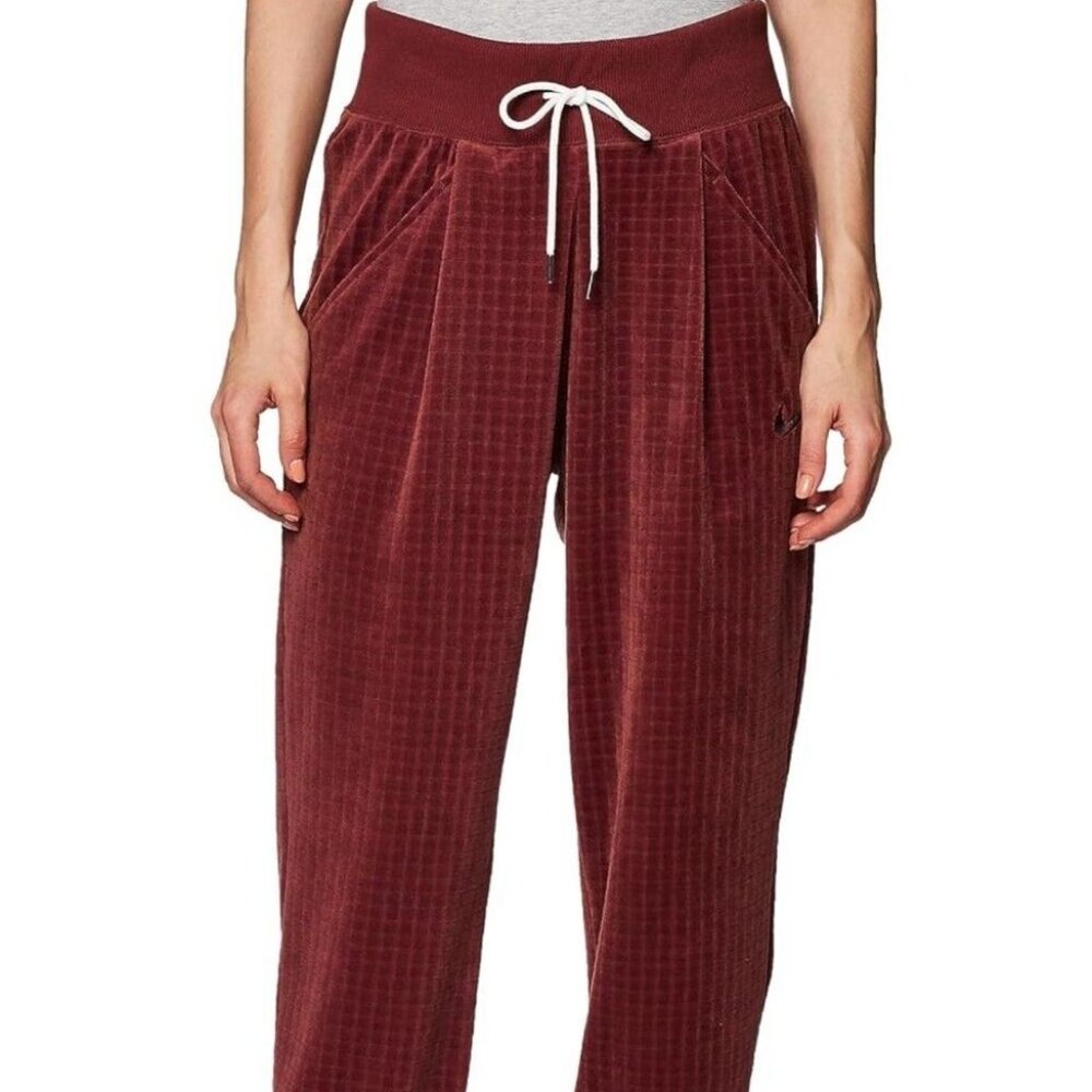 Nike Velour High Waisted Joggers - Women's Size L - Maroon - NWT $ 85.00
